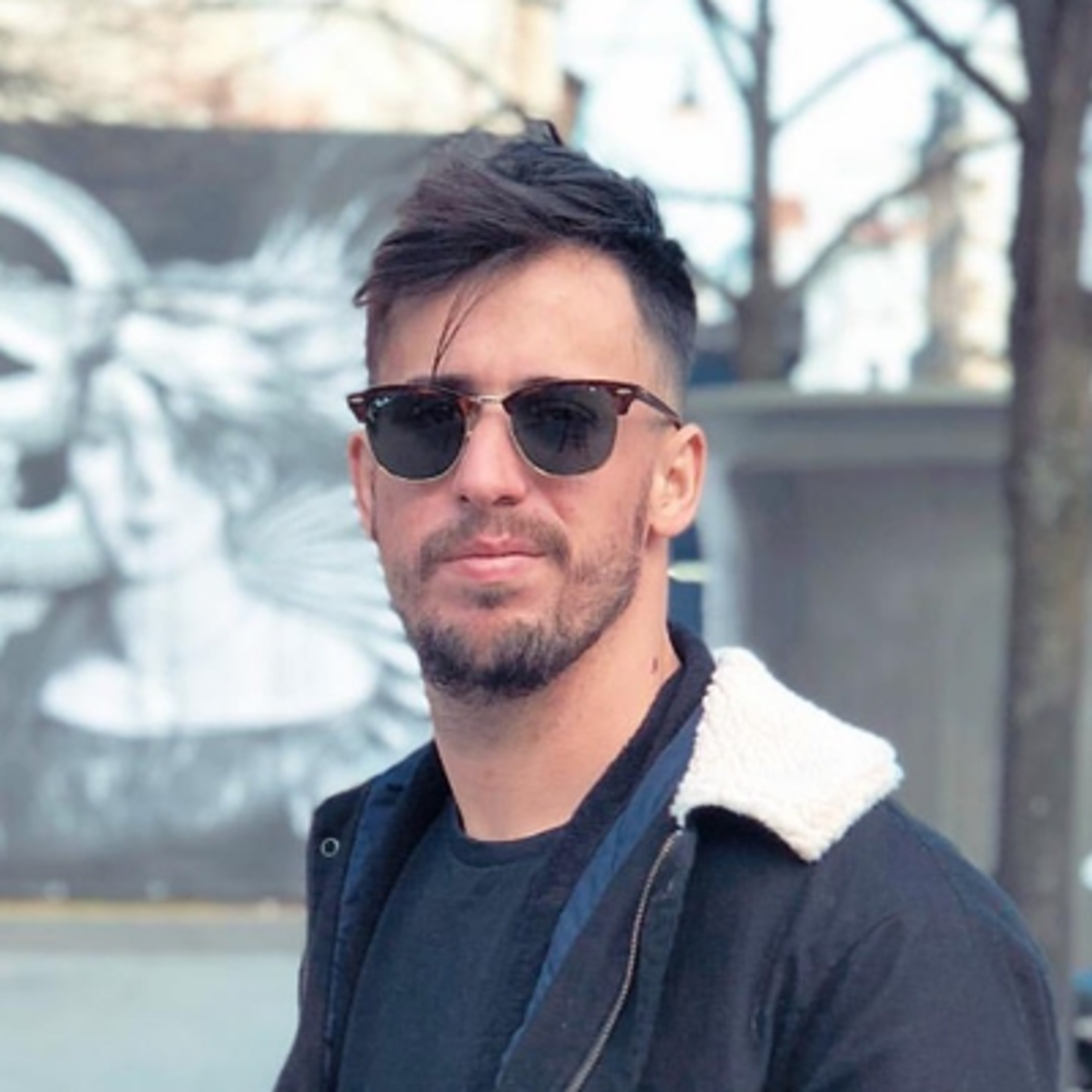 Gonzalo Sanchez author profile