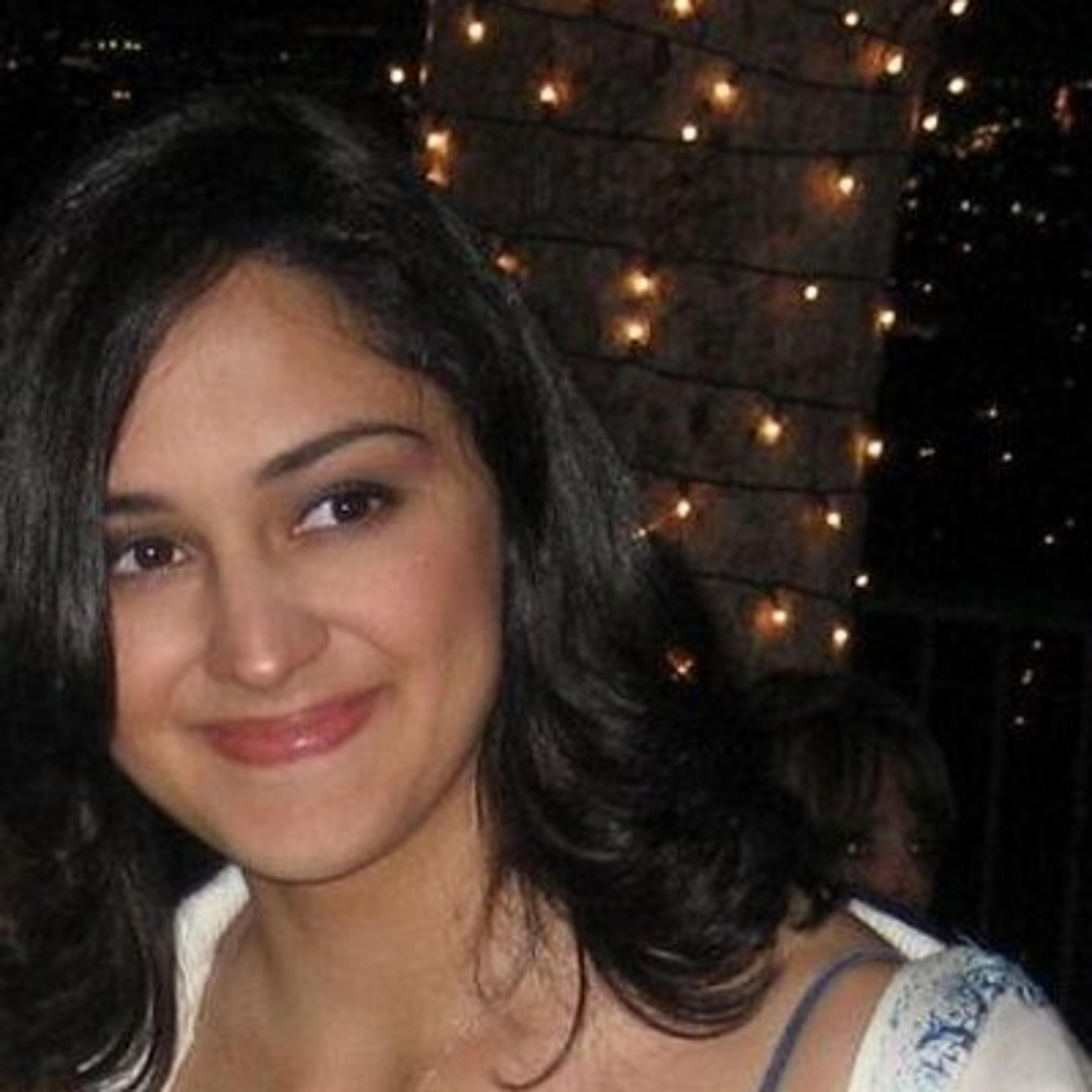 Kiana Sharifi author profile