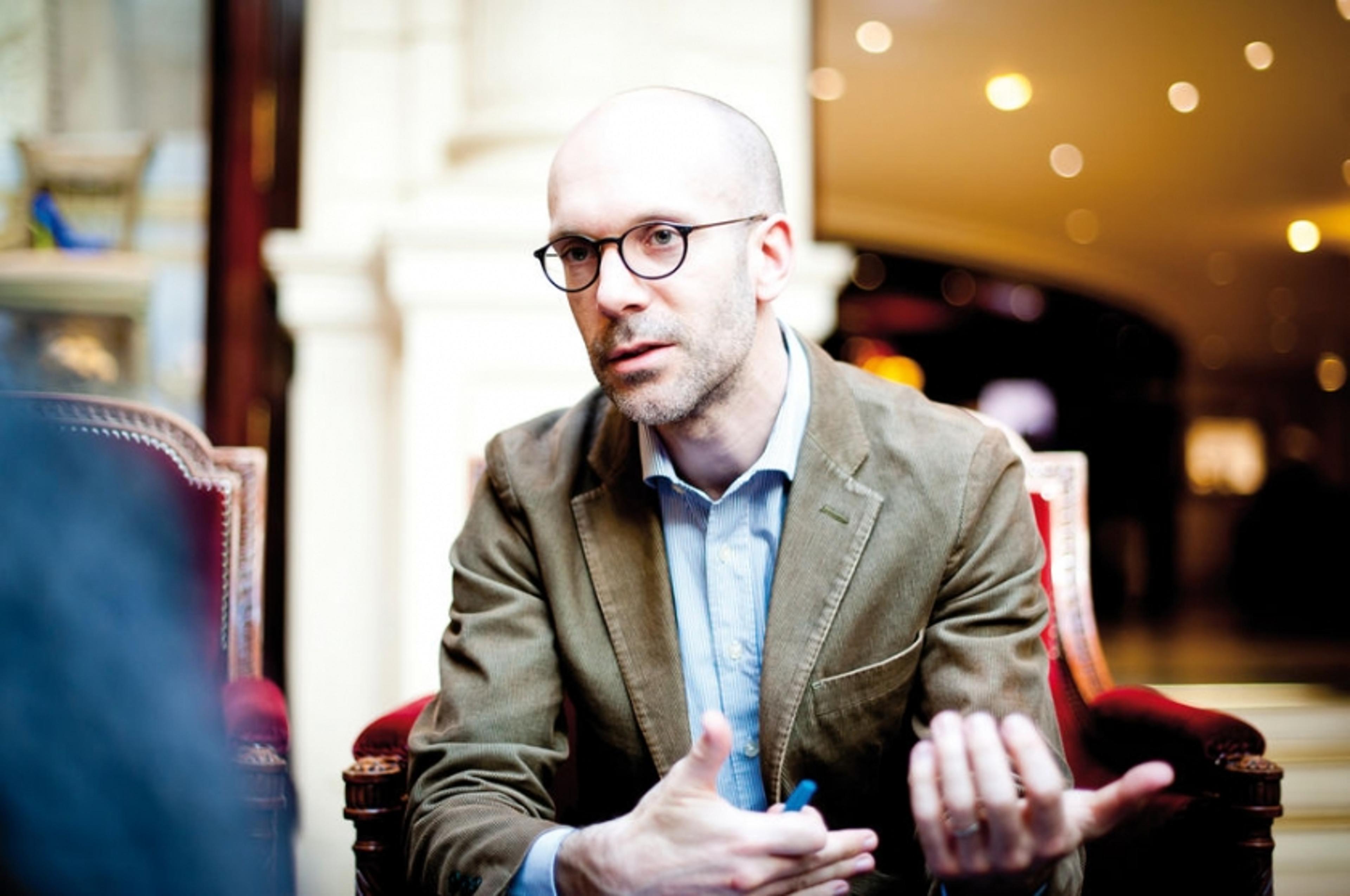 Nicolas Colin author profile