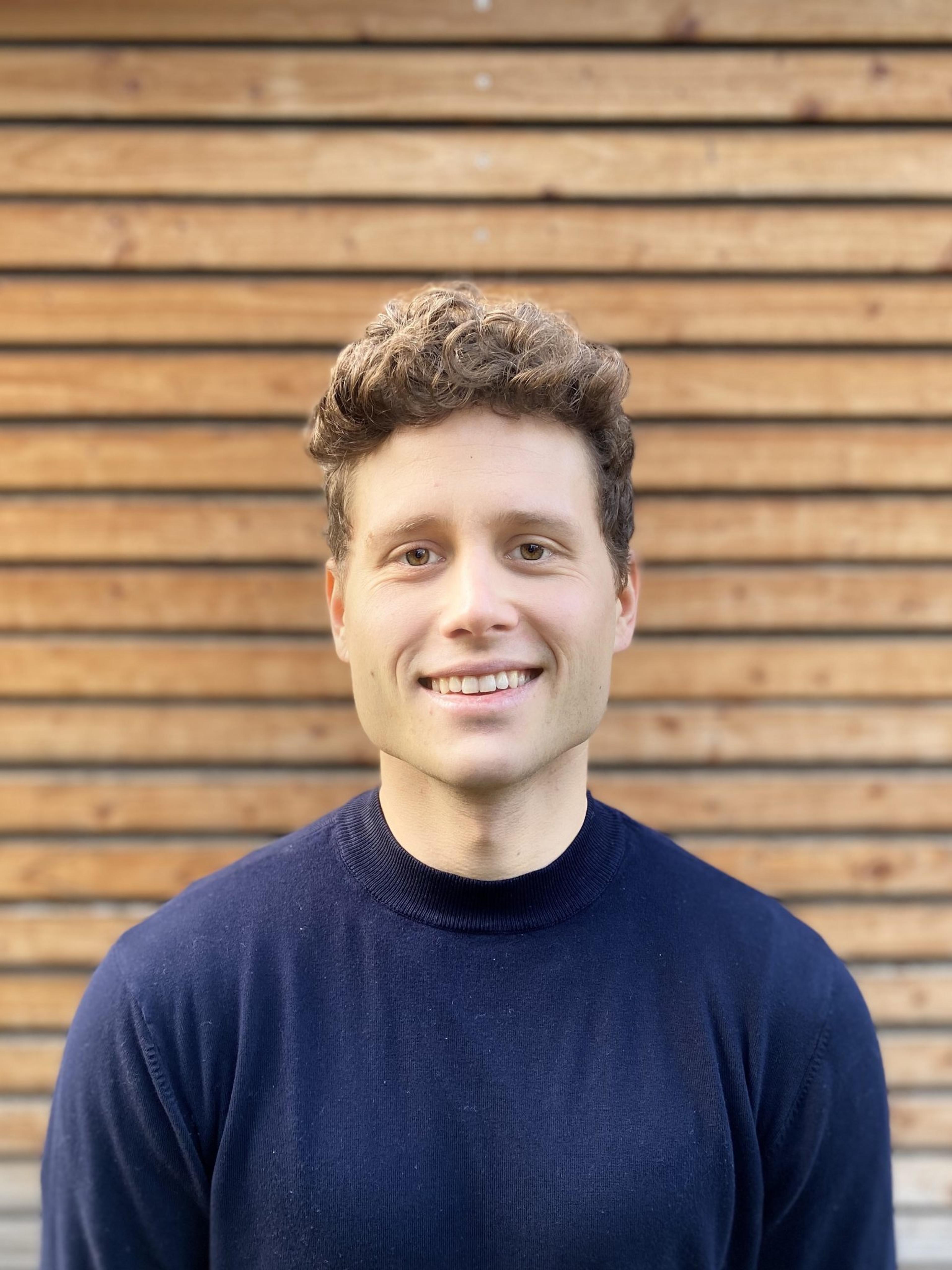 Julian Ritter author profile
