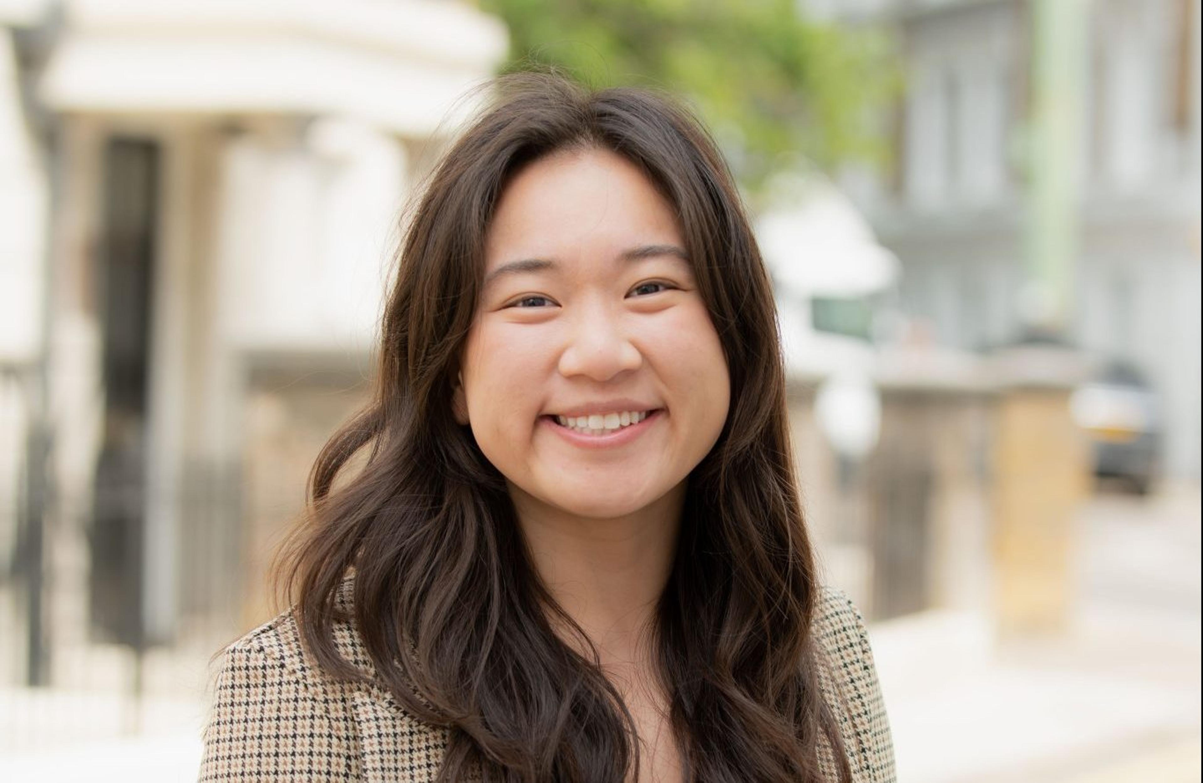 Becky Liu author profile