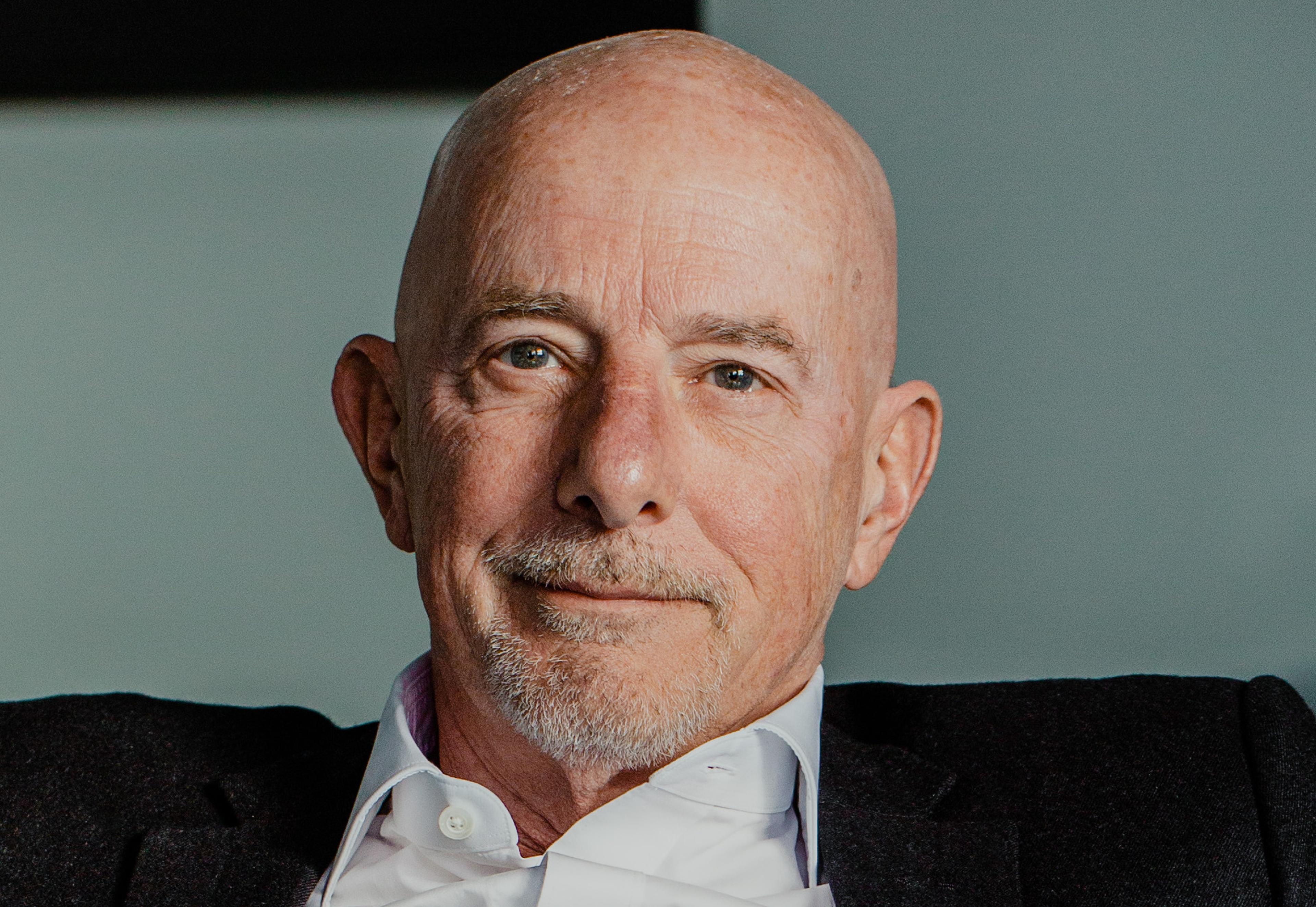 Dr Ewan Kirk author profile