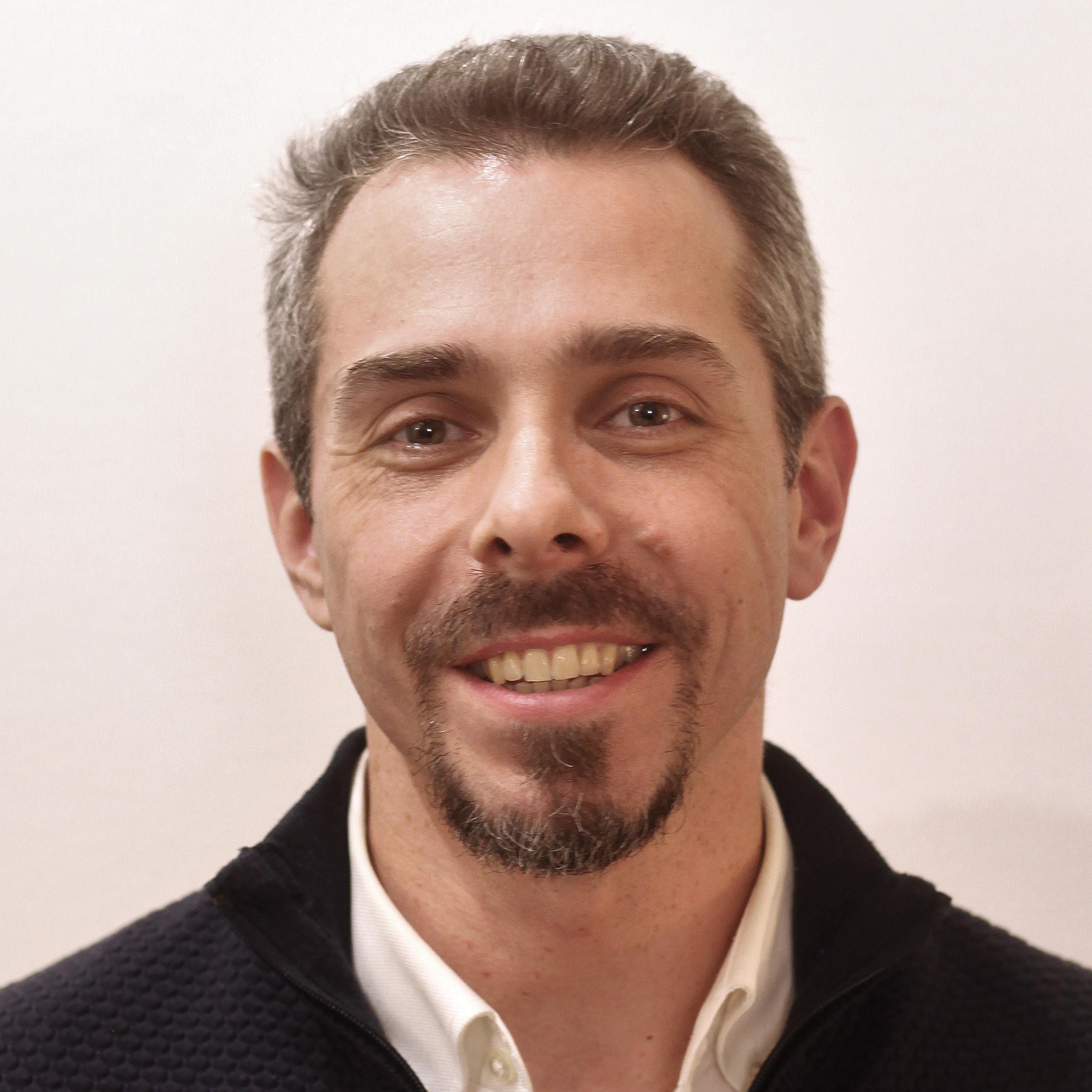 Nicholas Wagner author profile