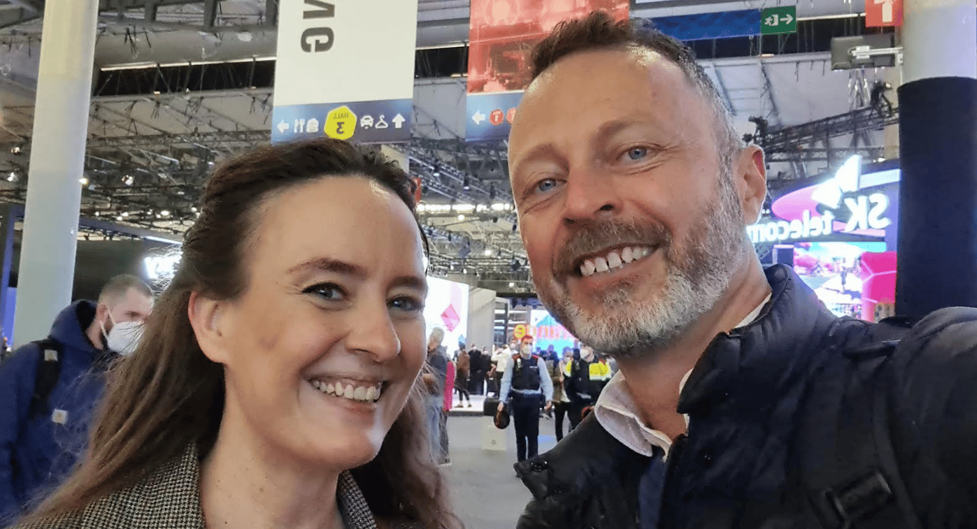 IriusRisk cofounders Cristina Bentue (L) and Stephen De Vries (R)