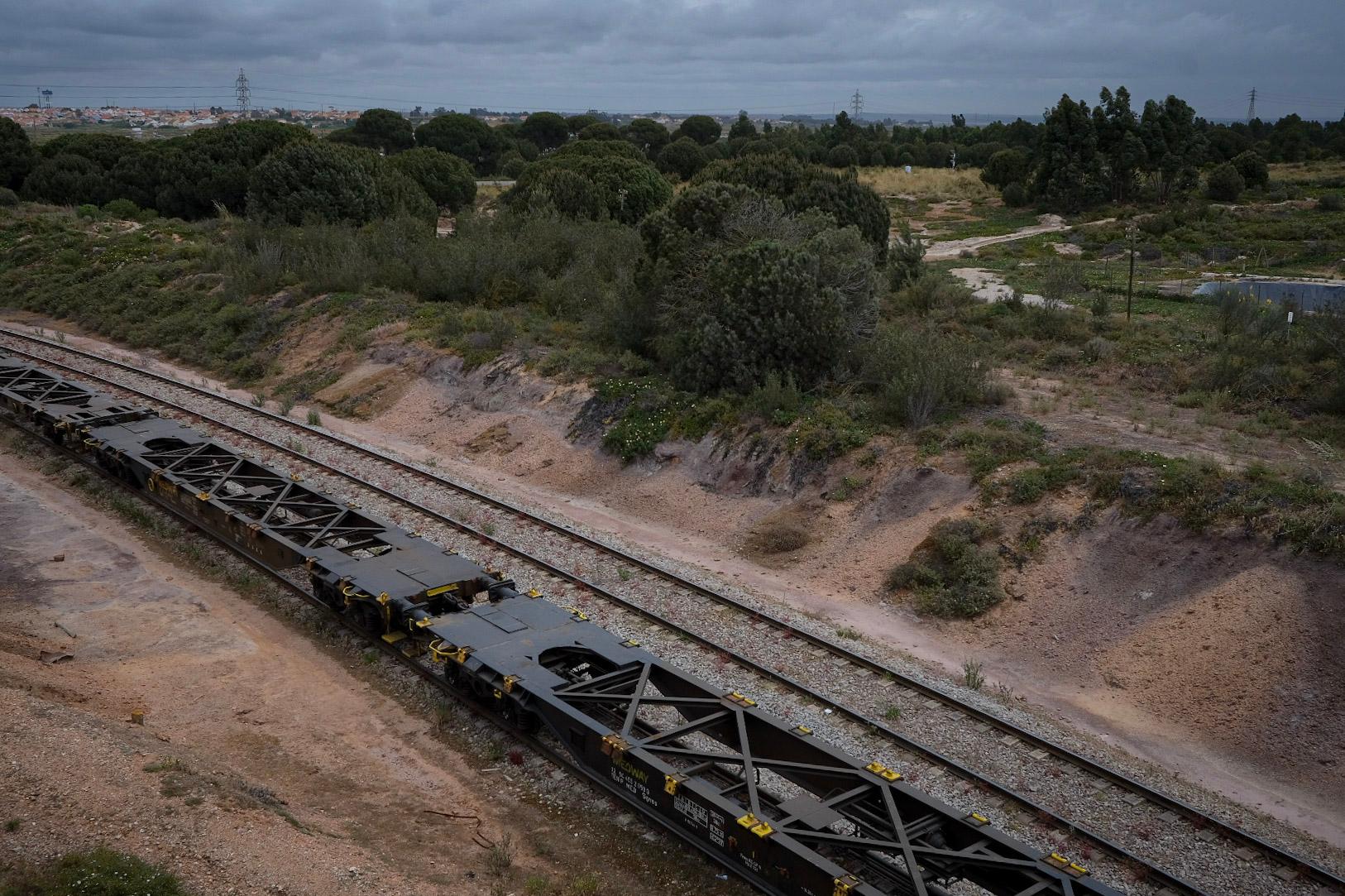 An image of a railroad