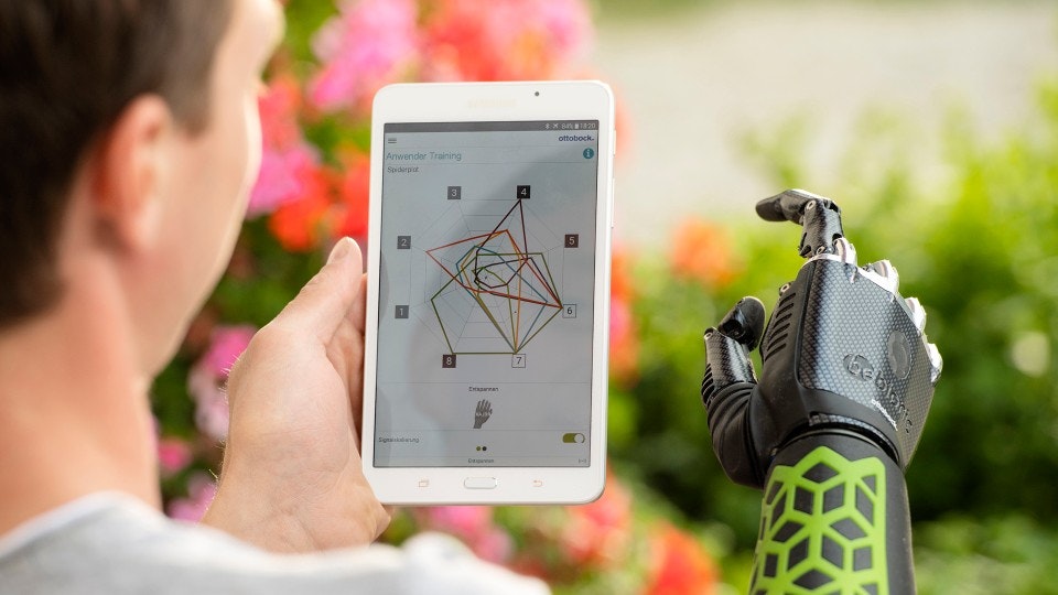 The Myo Plus app.