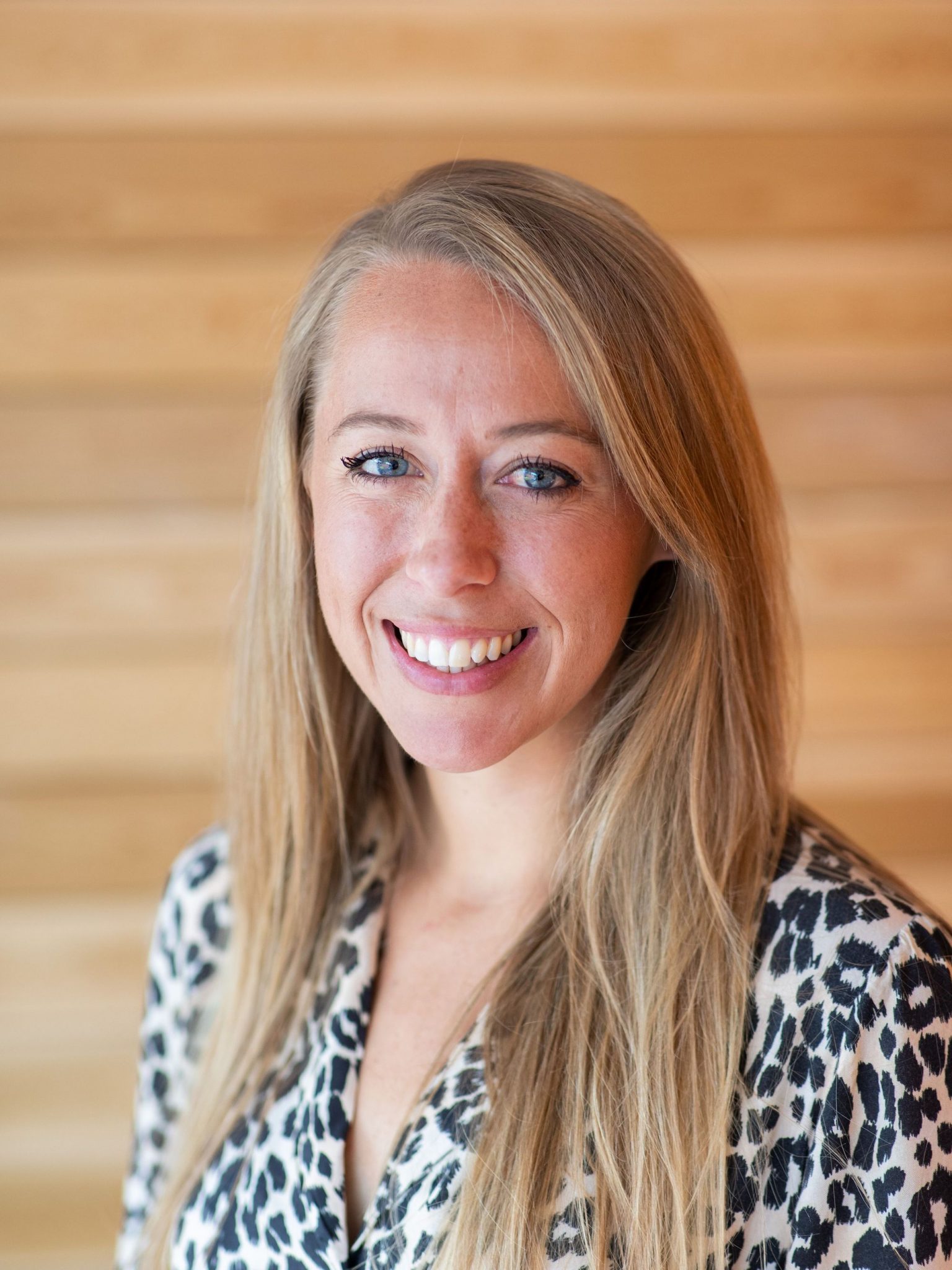 Emma Phillips author profile