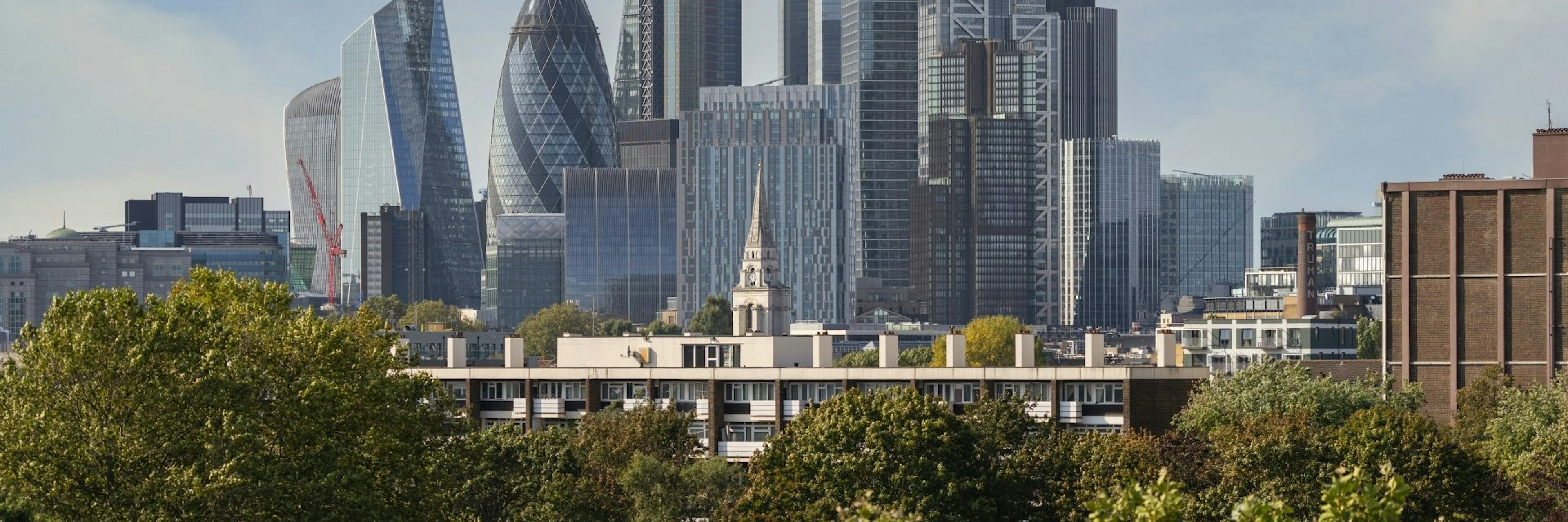 A photo of the skyline of the city of london