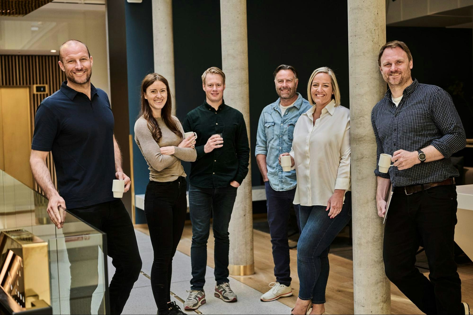 An image of the The Norselab leadership team: Aksel Lund Svindal, Sophie Grindstad, Sturla Hassel, Erik Syvertsen, Maria de Perlinghi, Yngve Tvedt