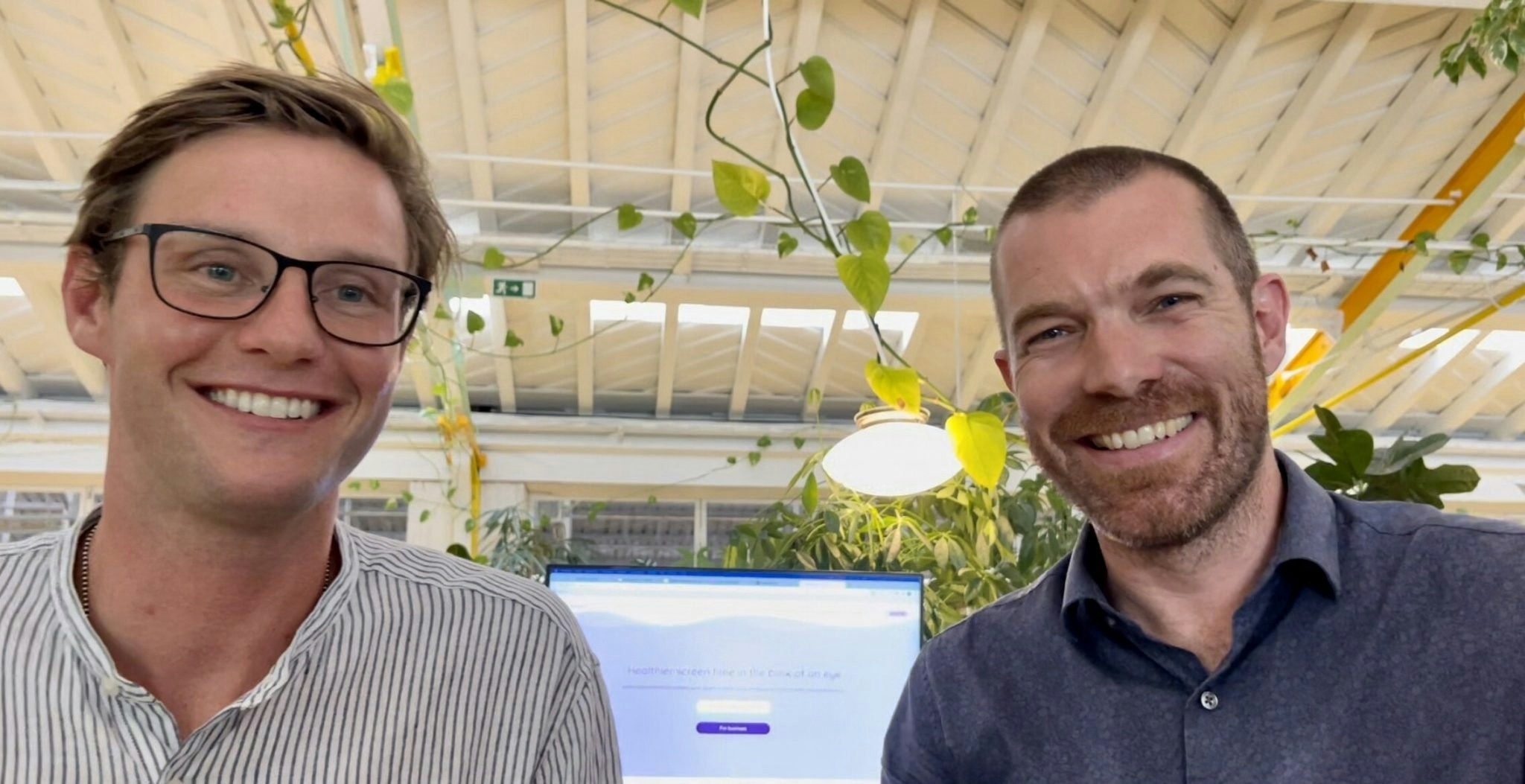 Hannes Bend & Chaysen Rathert: At a coworking space