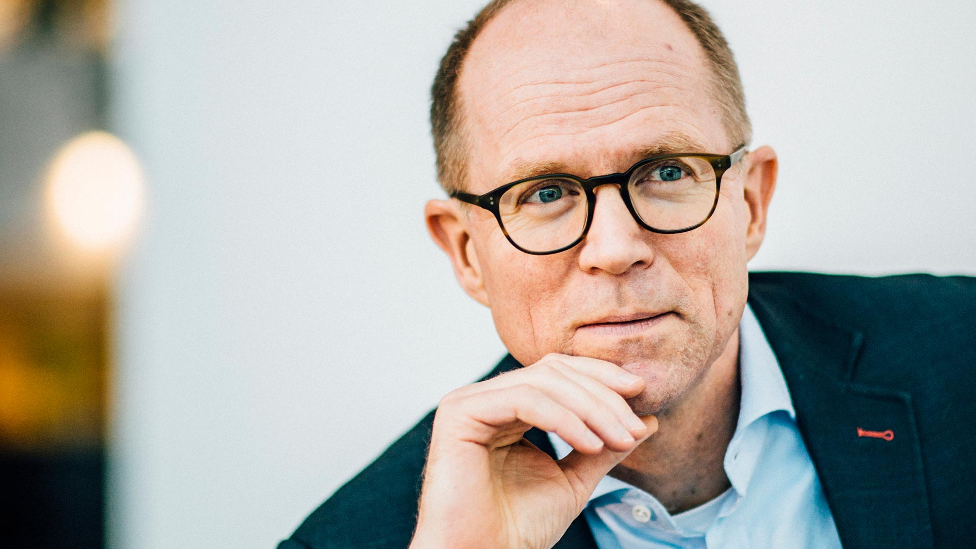 A landscape headshot of a pensive Søren Møller, managing partner at Novo Seeds