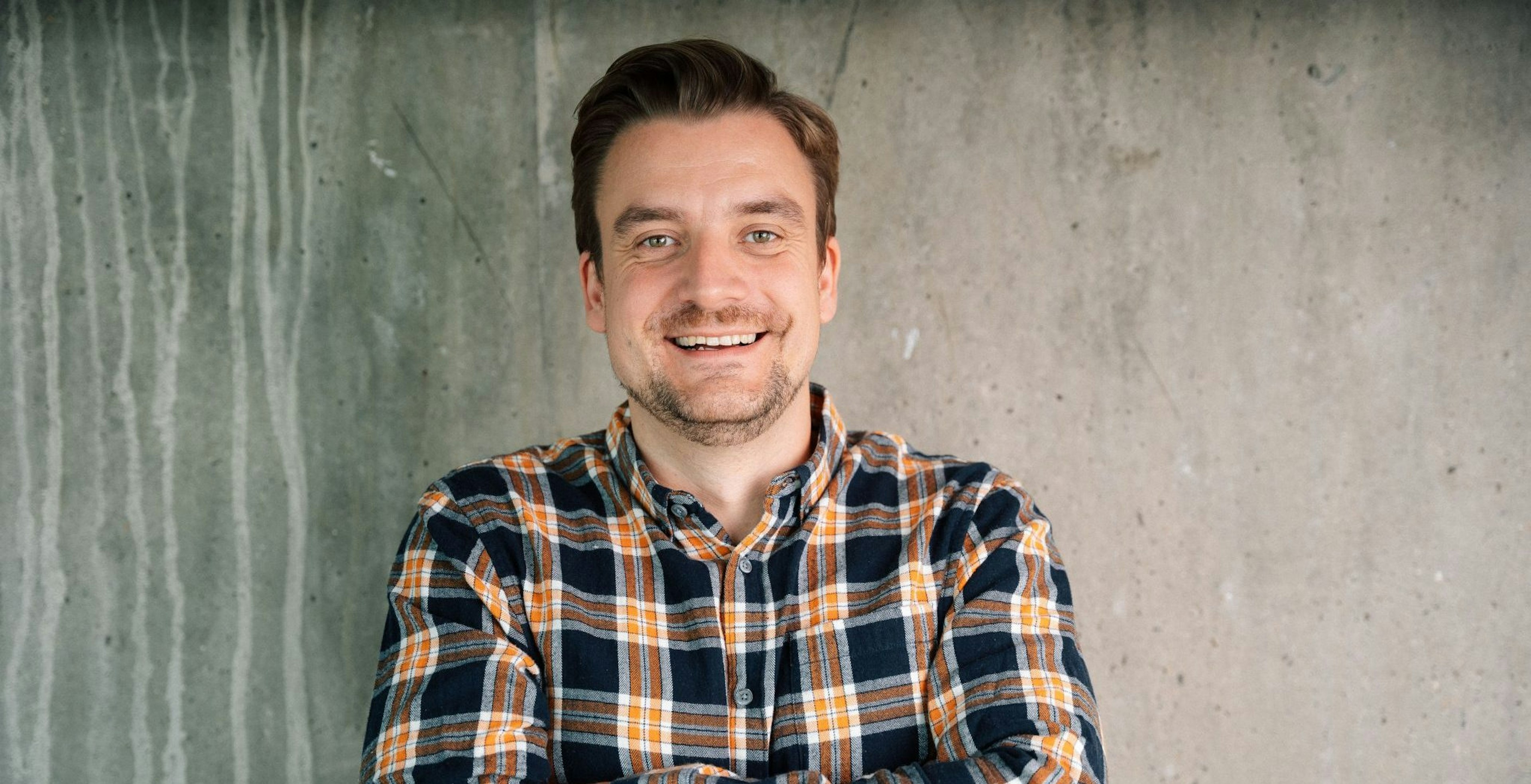 Headshot of Enpal founder Mario Kohle.