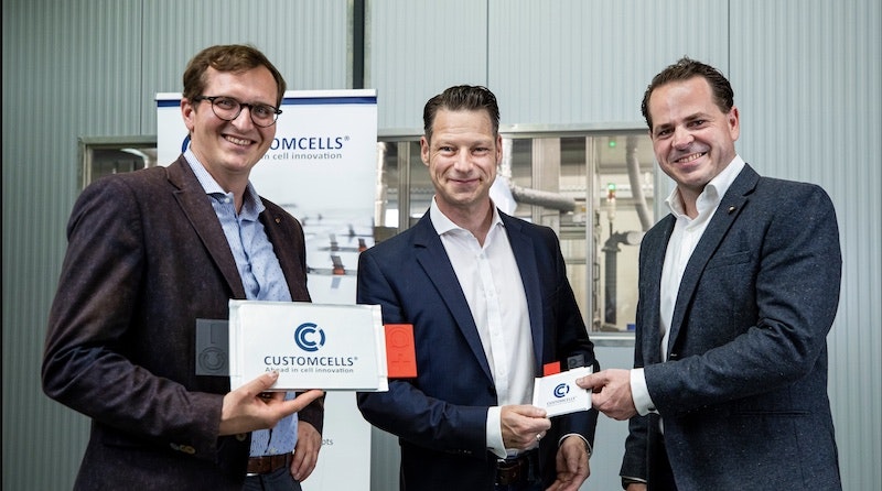 Customcells' CEO Dr Dirk Abendroth, Co-founder Torge Thönnessen, Co-founder Leopold König