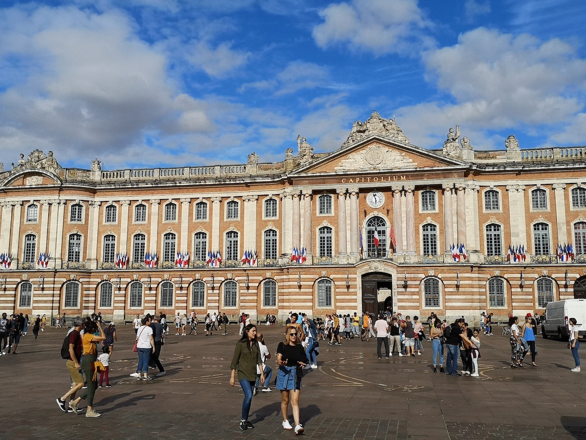 Toulouse's Place du Capitole