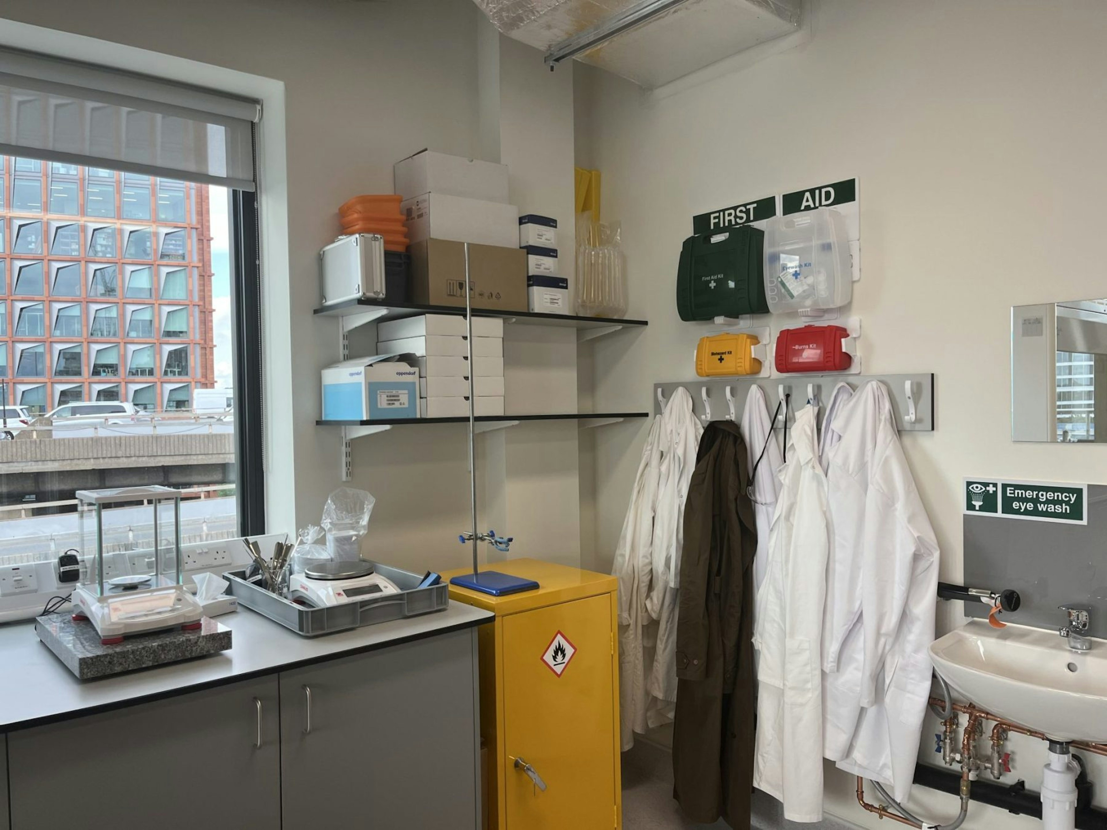 Airhive's lab space in Scale Space
