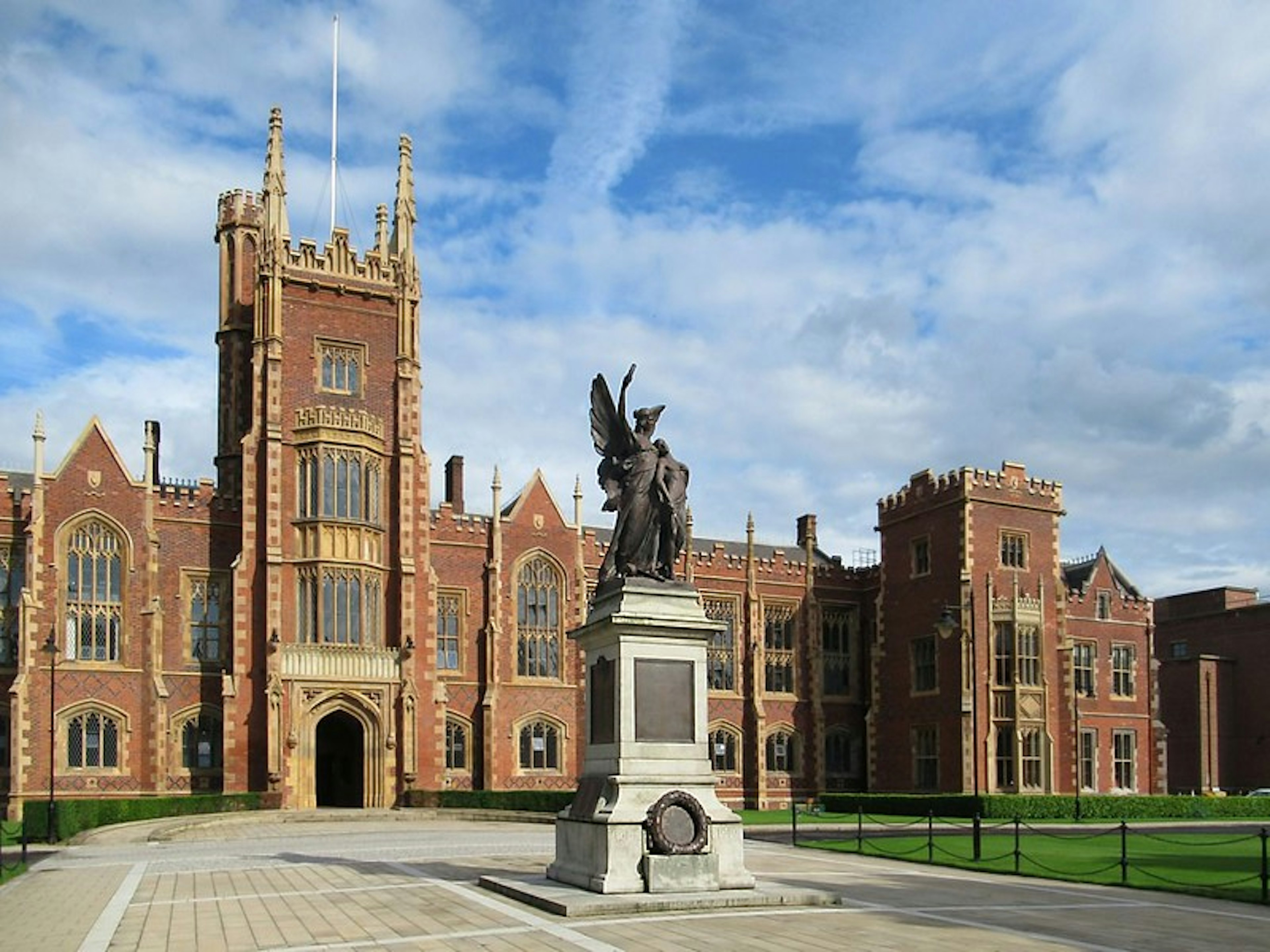 Queen's University Belfast