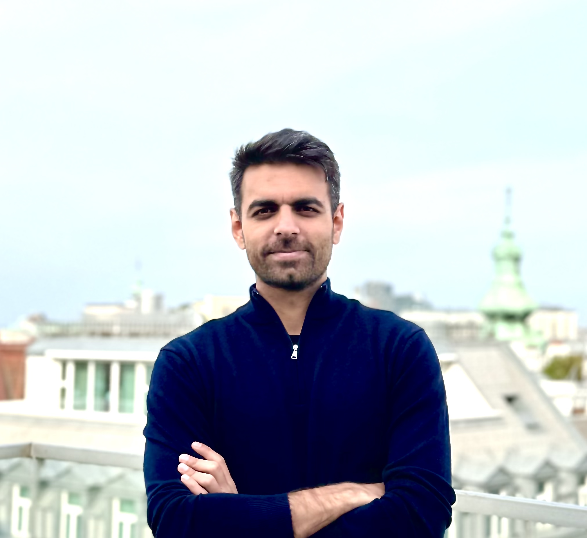 A picture of a16z general partner Anjney Midha