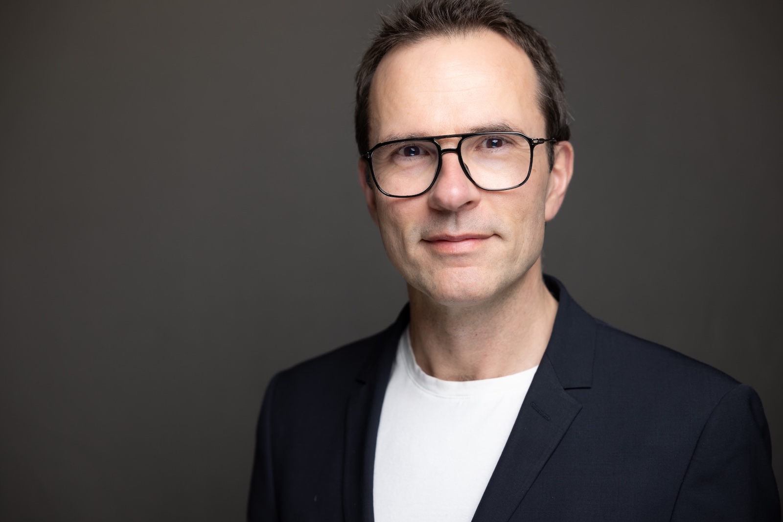 Olly Salzmann, managing partner and CEO of Resaro Germany