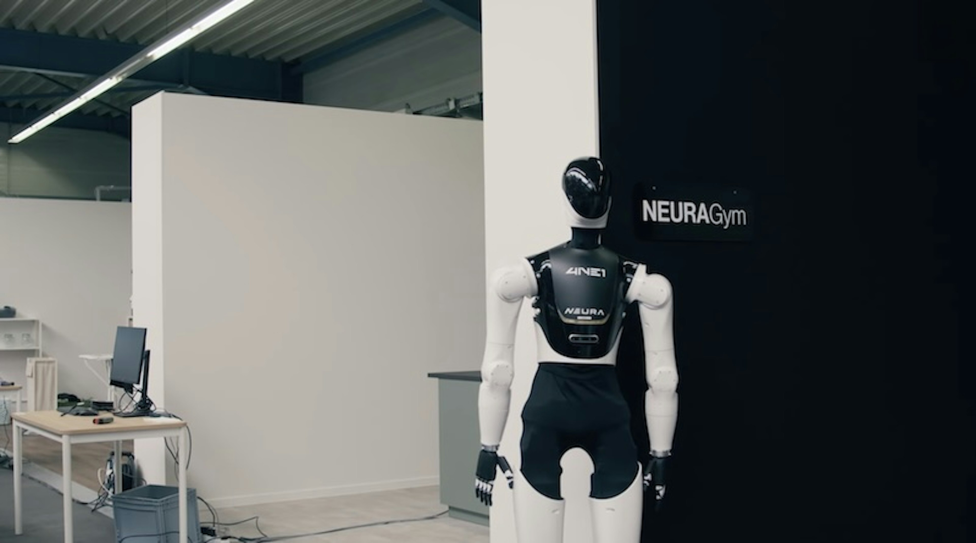 Neura's humanoid in one of its gyms. 