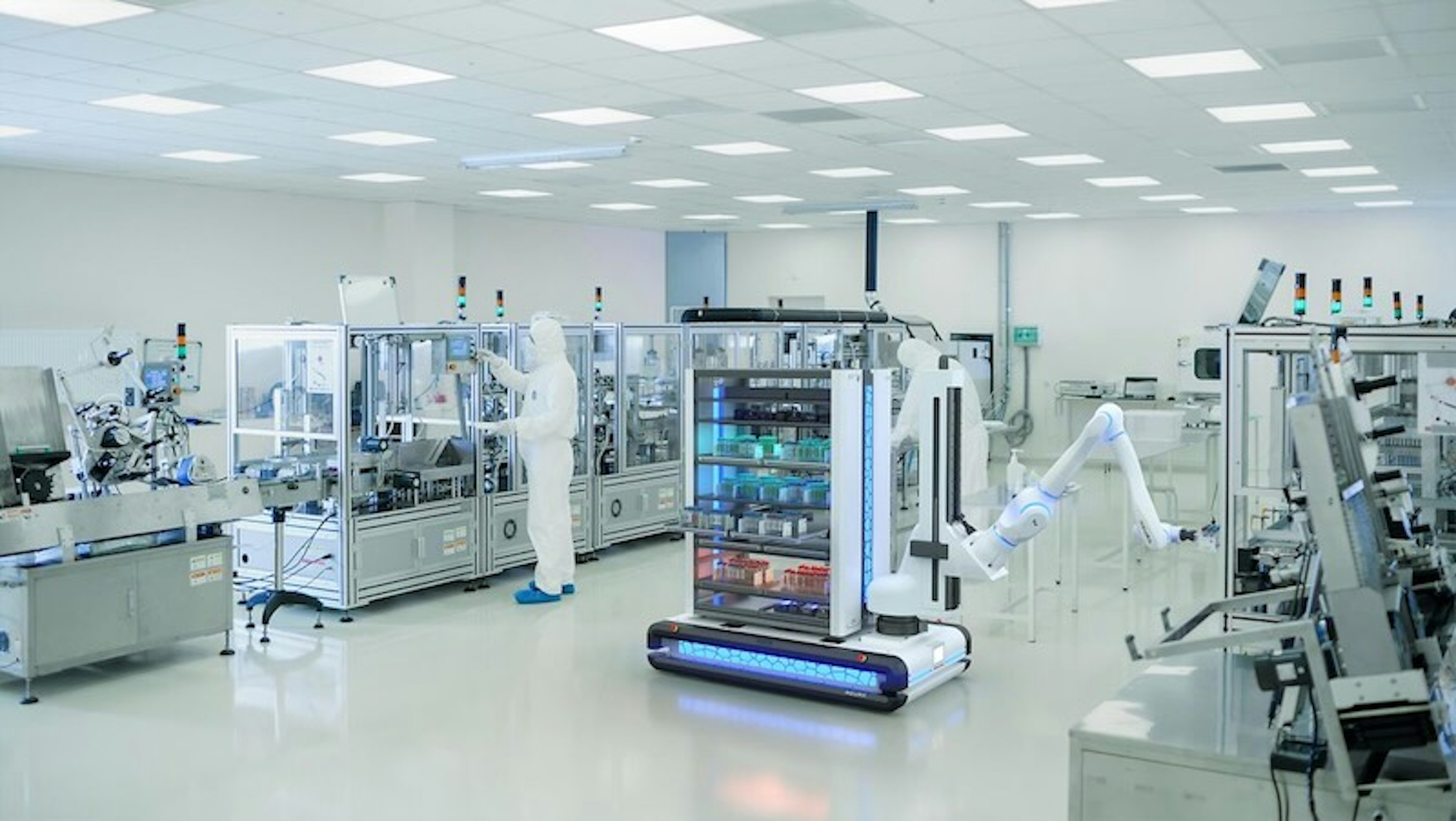 Neura's Mav robot in a lab. 