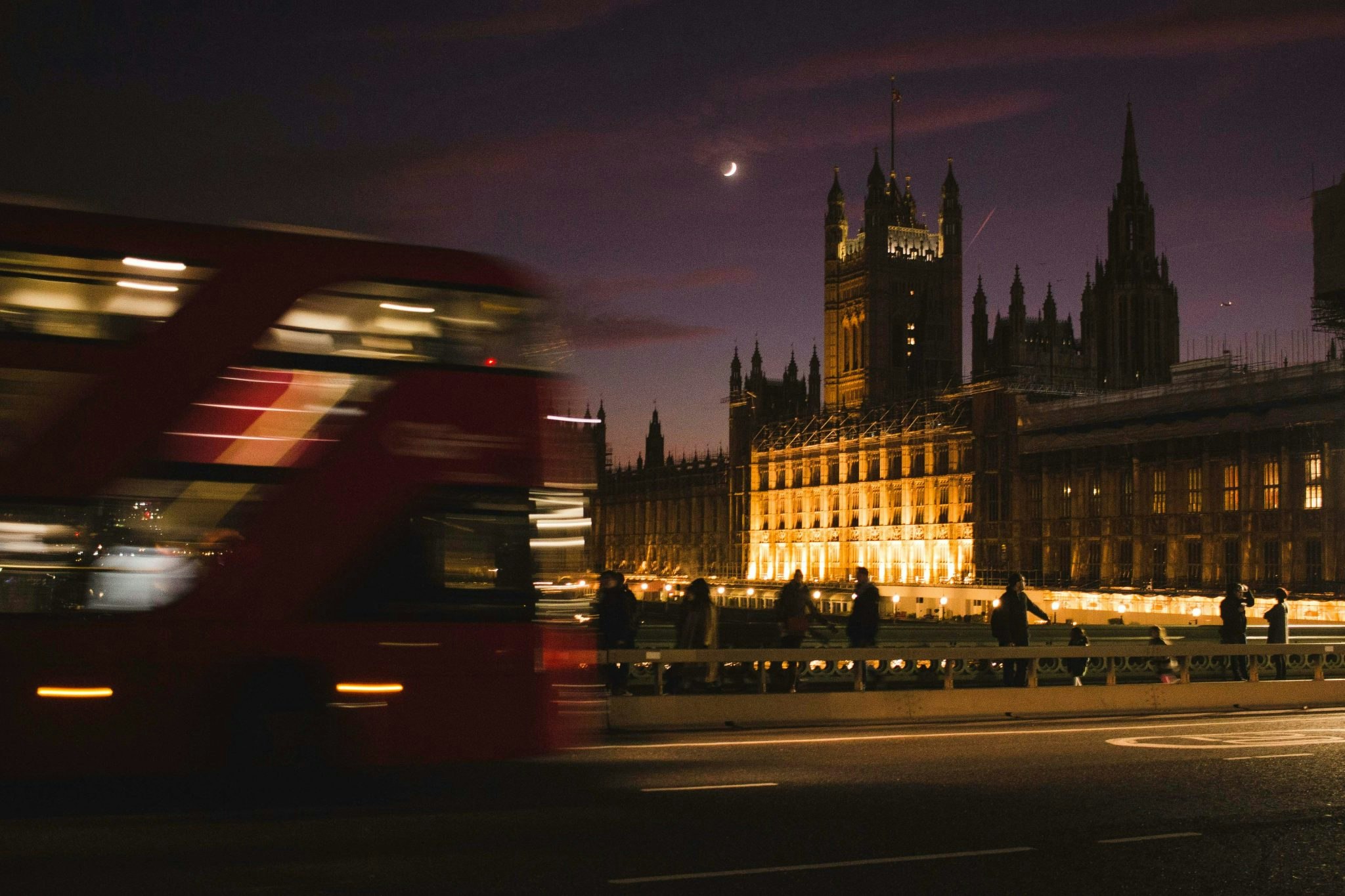 sifted.eu - Damisola Sulaiman - UK fintech bosses set for crunch talks with Treasury and regulators, reports say